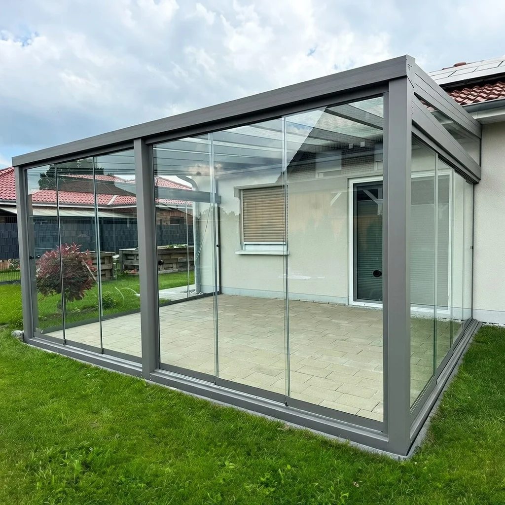 Kaltwintergarten Aluminium Glasschiebewände in Köln