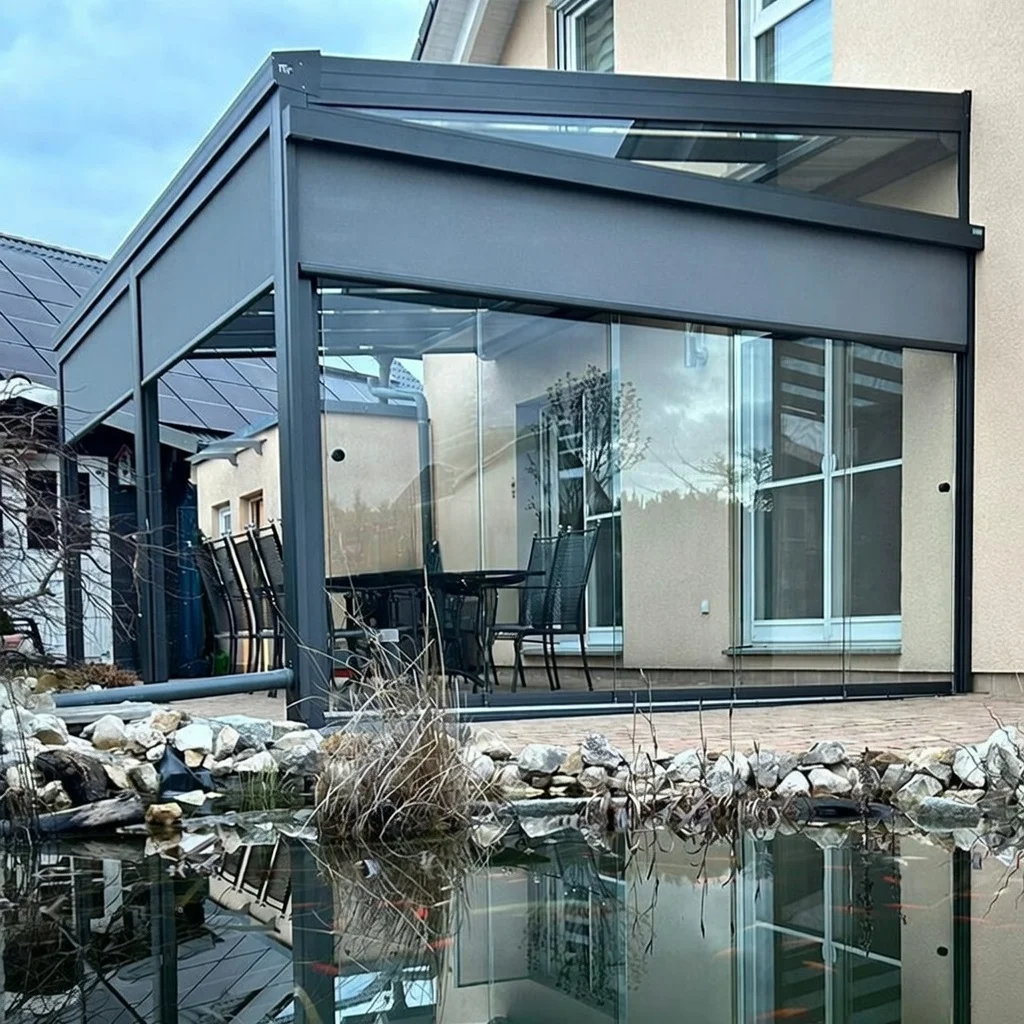 Kaltwintergarten Aluminium Glasschiebewände Zip-Screen in Monheim