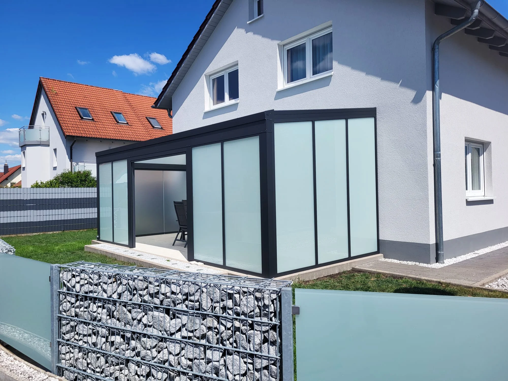 Kaltwintergarten mit Milchglas-Sichtschutz – Burscheid / Overath