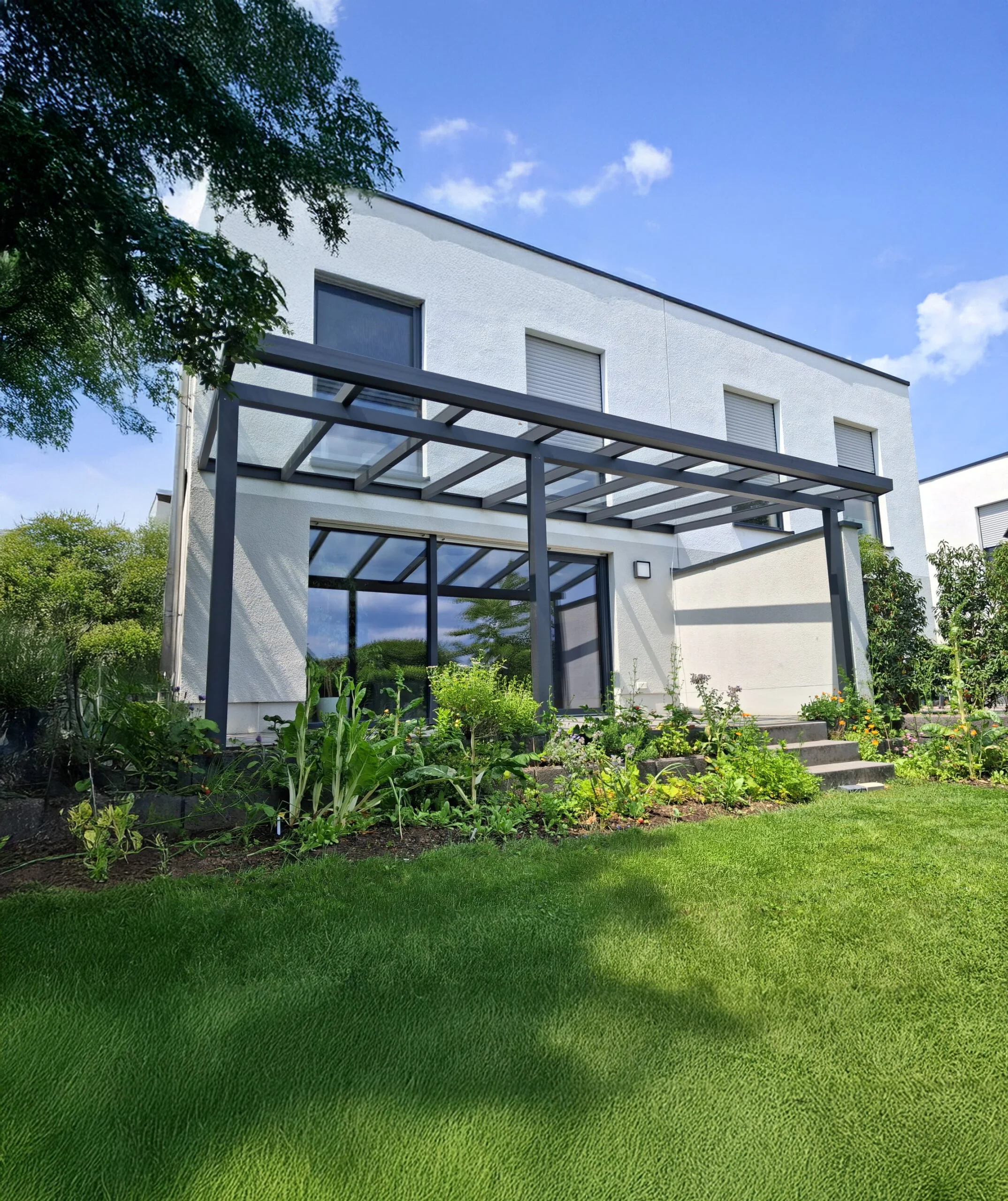 Modernes Aluminium-Terrassendach Glas Anthrazit in Langenfeld